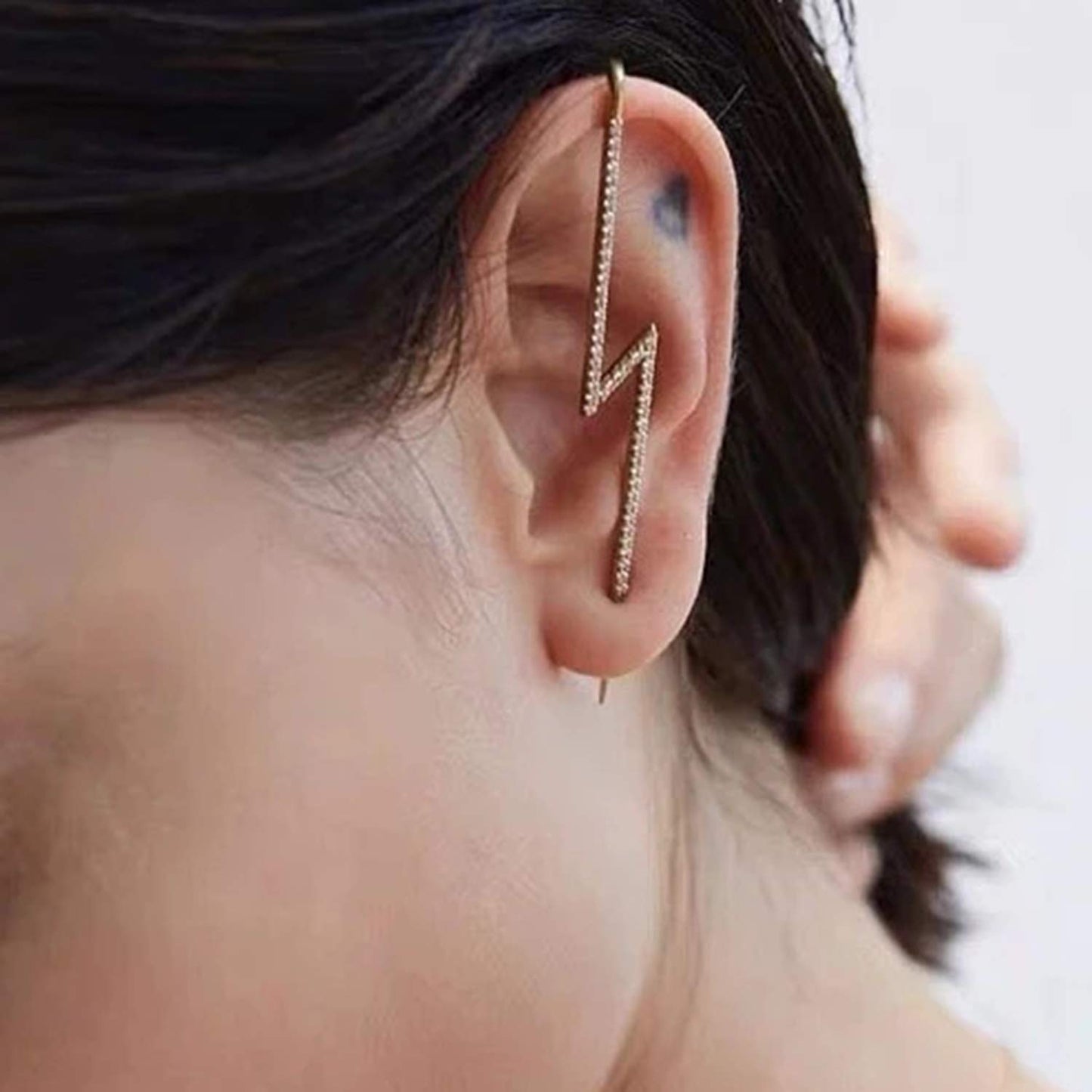 Ear Cuff Crawler Earrings for Women Helix Hook Earrings Wrap Snowflake Rhinestone Lightning Bolt Piercing Jewelry Trendy