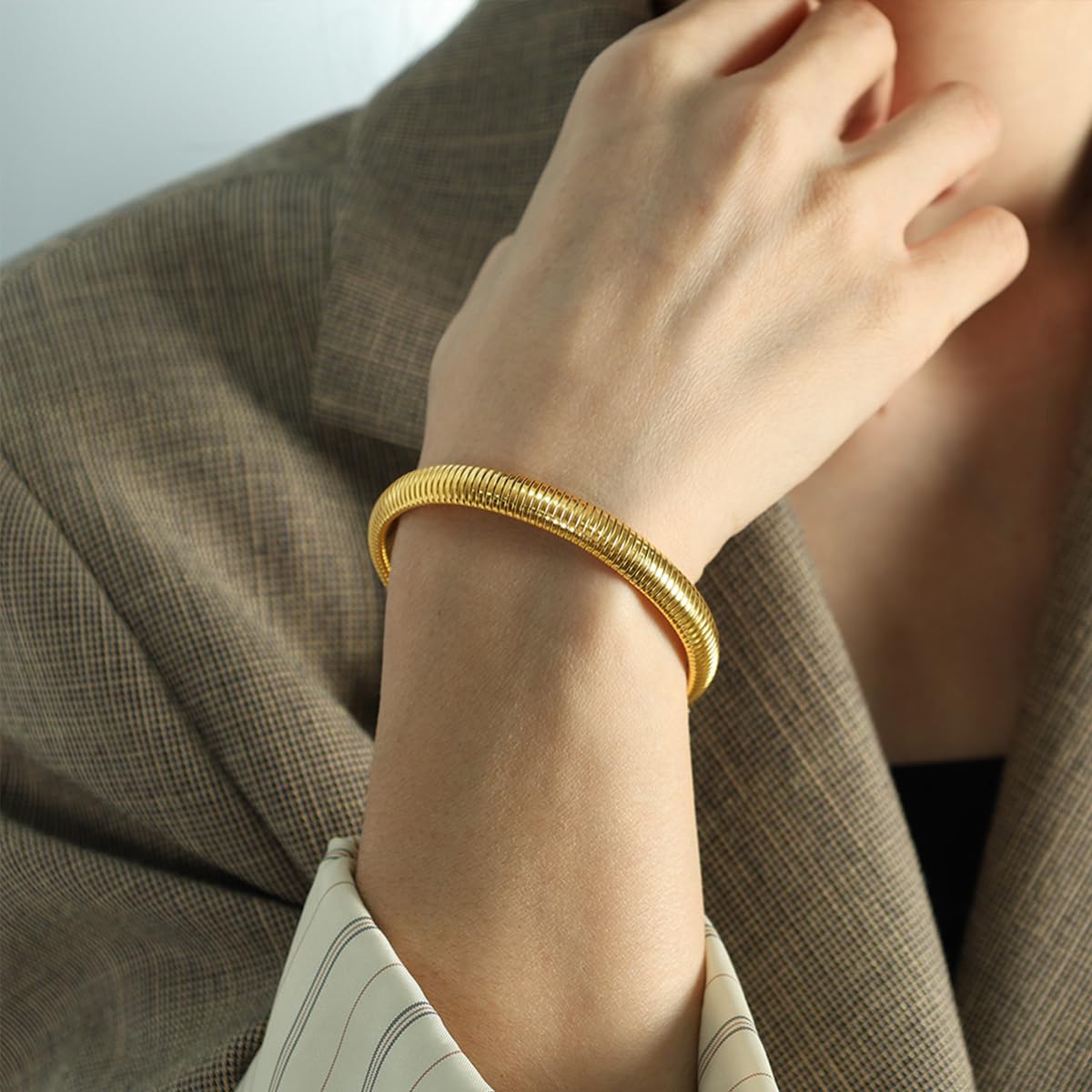 A D. ALLEN & DANMI. 18 K Gold Plated Love Bangle Bracelet Set Flexible Wide Wristband Bangle Bangle Set for Love