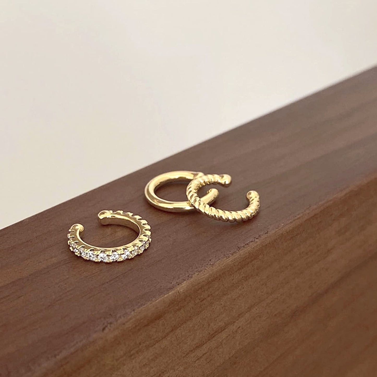 Ear Cuff Crawler Earrings for Women Helix Hook Earrings Wrap Snowflake Rhinestone Lightning Bolt Piercing Jewelry Trendy